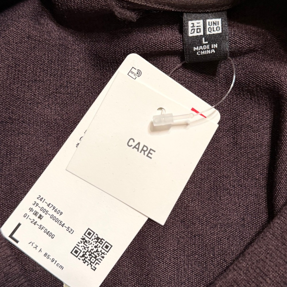 Uniqlo Womens Crew Neck Long Sleeve Sweatshirt Dark Purple Plum L‎ 241-479609 - Picture 3 of 5